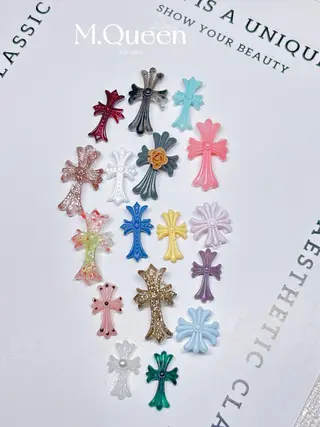 ネイル MQueen ネイルサロンマルのネイルデザイン