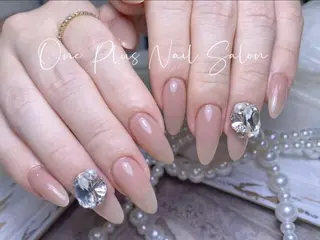 ネイル One Plus Nail Salonのネイルデザイン