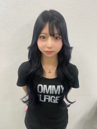 ロング 艶髪ハイトーンカラー 渋谷🎀ririkaのヘアスタイル