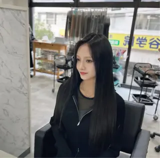 ロング カラー 🐈‍⬛ララモアナ yuri🐈‍⬛のヘアスタイル