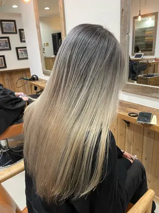 ロング カラー Wカラーレイヤーカ ット⚡️CHIAKIのヘアスタイル