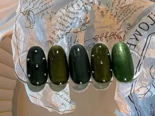 ネイル TOUTOU所属・TOUTOU. Yuriのネイルデザイン