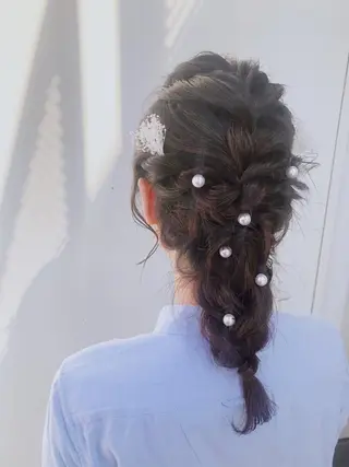 セミロング ヘアアレンジ 韓国ヘア顔周りカット 艶髪ベージュtamaのヘアスタイル