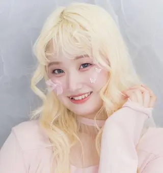 メイク/ケアカラー 🐬HIKARU🐬のヘアスタイル