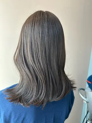 セミロング カラー hub hair レイヤー/透明感のヘアスタイル