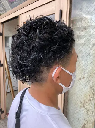 ショート パーマ Carina所属・セン北徒歩５分 キシタクのヘアスタイル