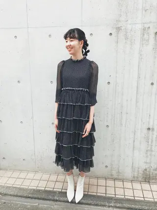 セミロング 金田 夏野のヘアスタイル