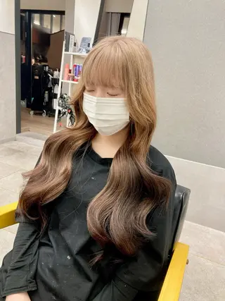 ロング カラー たつや/ハイトーン/ バレイヤージュ/寒色のヘアスタイル