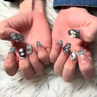 セミロング mao .のネイルデザイン