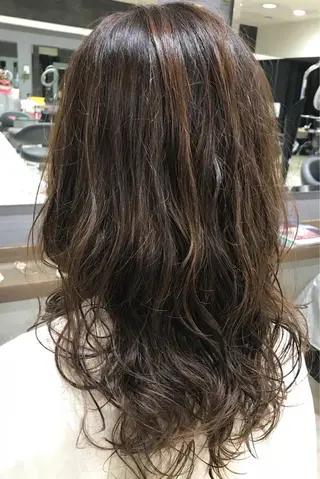 ロング カラー パーマ Adachi Fujikoのヘアスタイル