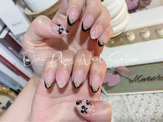 ネイル One Plus Nail Salonのネイルデザイン