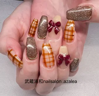 ネイル R inのネイルデザイン