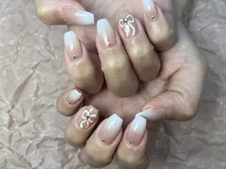 ネイル ToliyDeliy Nail Salonのネイルデザイン