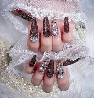 ネイル She   Nail所属・ISA_ BELLAのネイルデザイン