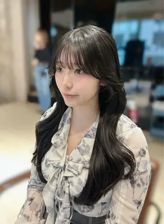 セミロング 🎀大竹美侑／顔まわ りカット／レイヤーのヘアスタイル