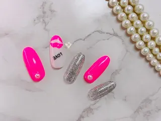 ネイル SINCERELY シンシアリー🌈のネイルデザイン