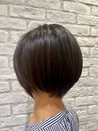 ショート シシヘアー メイのヘアスタイル