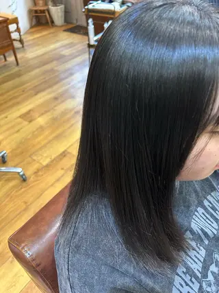 ミディアム HAIR・MAKE PIGLET所属・穴吹 誘隆のヘアスタイル