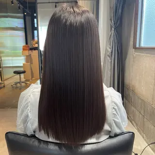 ロング AKALA  HAIR Laule'a所属・鶴野 響斗のヘアスタイル