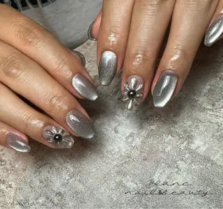 ネイル Blanc ブランのネイルデザイン