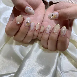 ネイル 西岡 杏のネイルデザイン