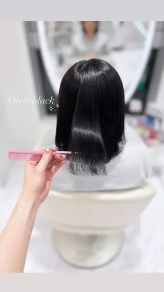 ミディアム MONA HIYORIのヘアスタイル