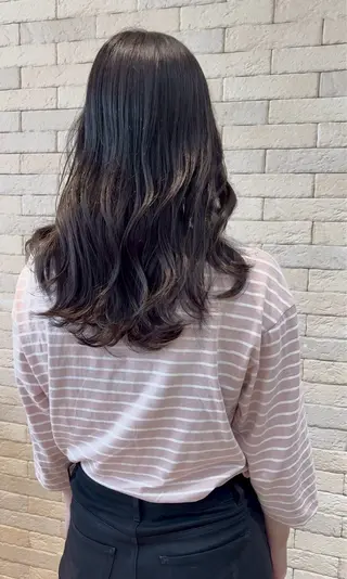 ロング ななか /KOKOROのヘアスタイル