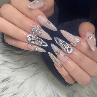 ネイル la vie  Luire所属・la vie Luire ｱｽｶのネイルデザイン