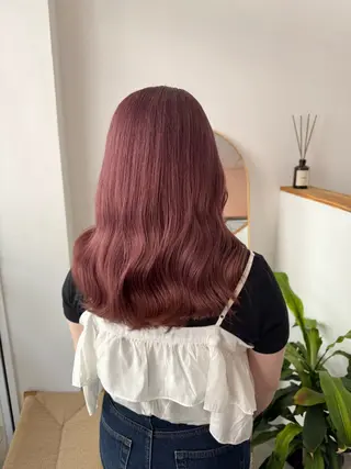 ロング レイヤーカット ベージュ/KANAのヘアスタイル