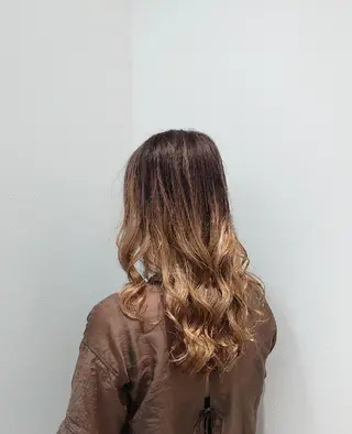 ロング カラー 仲村 友孝のヘアスタイル