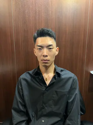 ショート ヒロ銀座バーバーショップ丸の内所属・秋山 琳太のヘアスタイル