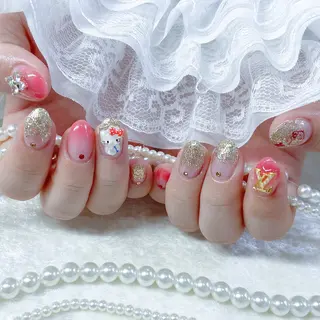 ネイル Kanako 💫のネイルデザイン