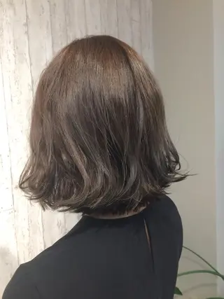 ミディアム カラー パーマ Unique ユニークのヘアスタイル