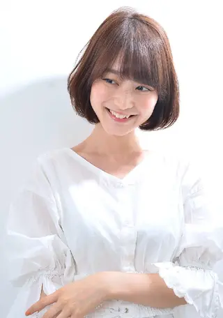 ミディアム カラー 三好 麻美のヘアスタイル