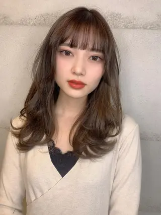 ミディアム カラー 透明感/オリーブ/ グレージュ/YUKAのヘアスタイル