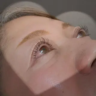 マツエク・マツパ Dolce Eye beauty所属・Dolce あんずのマツエク・マツパデザイン