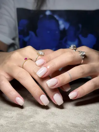 ショート カラー LI XINLUのネイルデザイン