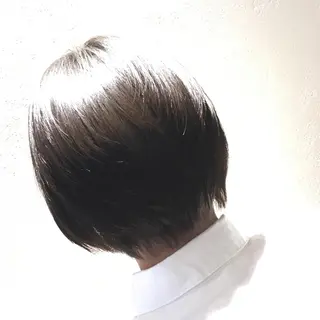 ショート カラー 橋本 慶司のヘアスタイル