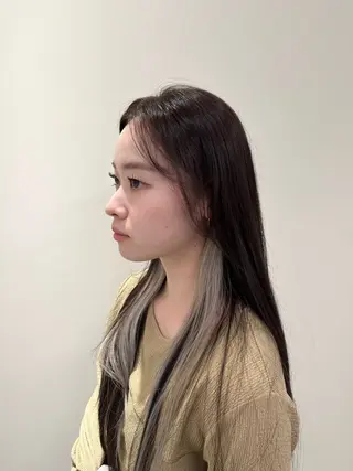 ロング Oto/soden所属・大塚 柊那のヘアスタイル