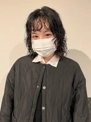 ミディアム パーマ 桃果 momokaのヘアスタイル