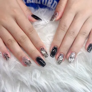 ネイル Cocotté所属・Yamaguchi Anjiのネイルデザイン