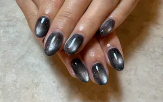 ミディアム Tiam nail&eye所属・寺川 実希のネイルデザイン