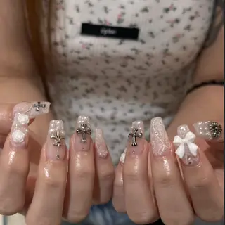 ネイル Bonnal所属・Manamǐ 個性派のネイルデザイン