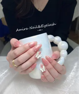 ネイル Amira アイラッシュのマツエク・マツパデザイン