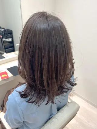 ミディアム mina .のヘアスタイル