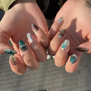 ネイル akane .hのネイルデザイン