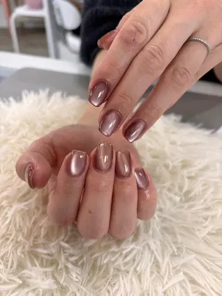 ミディアム lalaroom. nailsalon航空公園店所属・lala room.のネイルデザイン