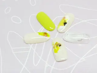 ネイル ティーエヌ 金山駅東口店のネイルデザイン