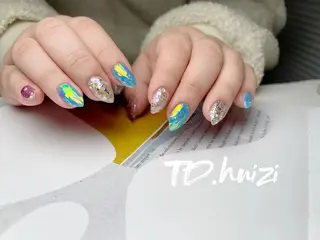 ミディアム めぐみのネイルサロン 惠のネイルデザイン