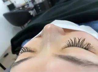 SESUNNY セサニー　SEIRAのマツエク・マツパデザイン